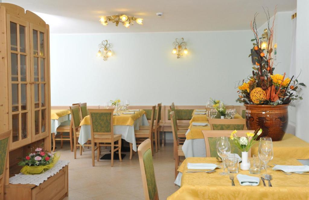 Hotel Garni Maria Monclassico Kültér fotó