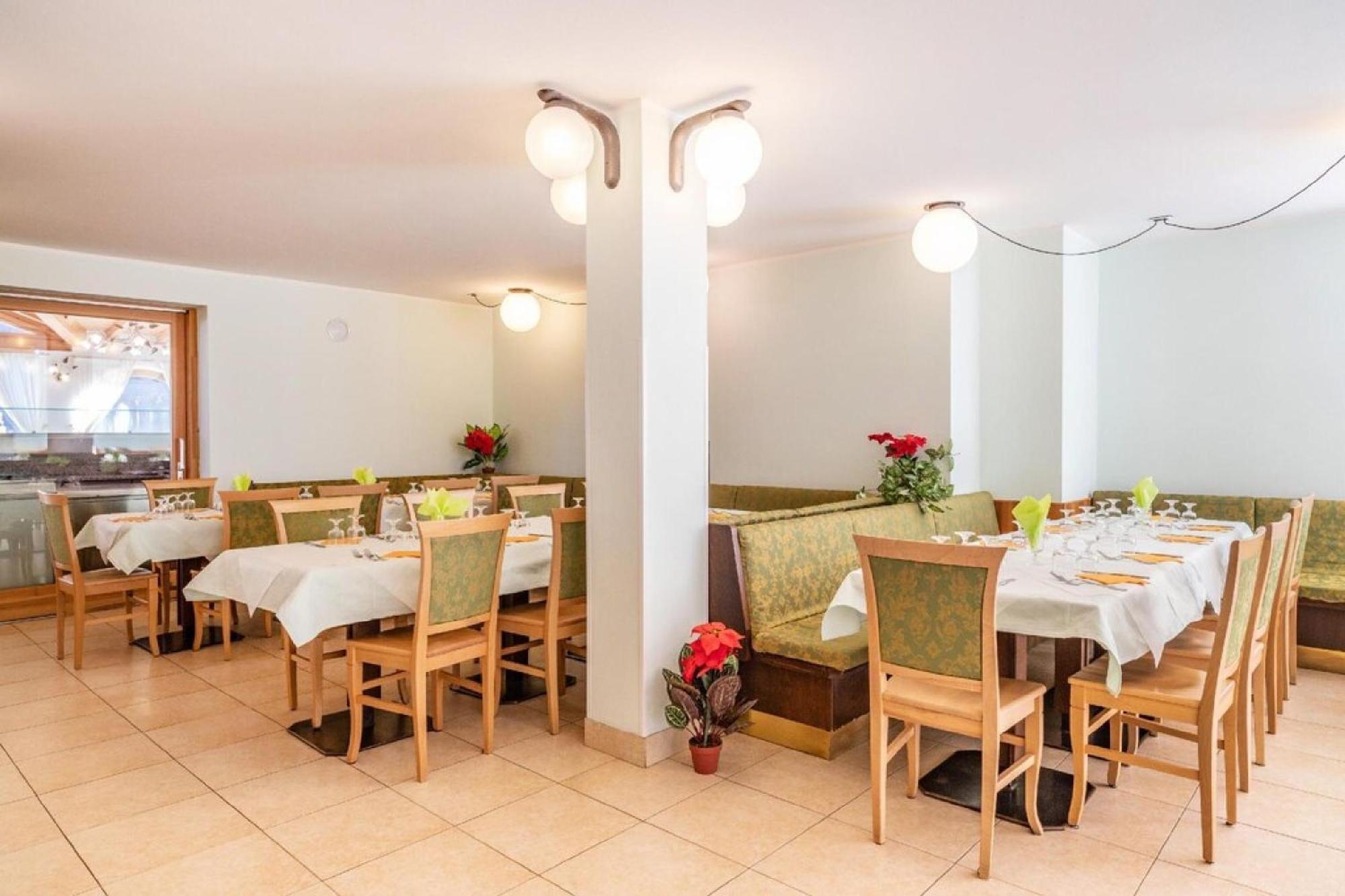 Hotel Garni Maria Monclassico Kültér fotó
